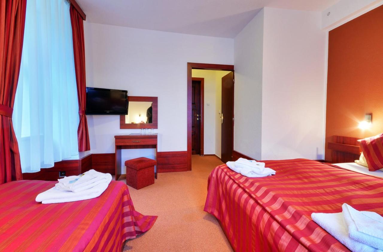 Hotel Stara Posta Filipovice Exterior photo
